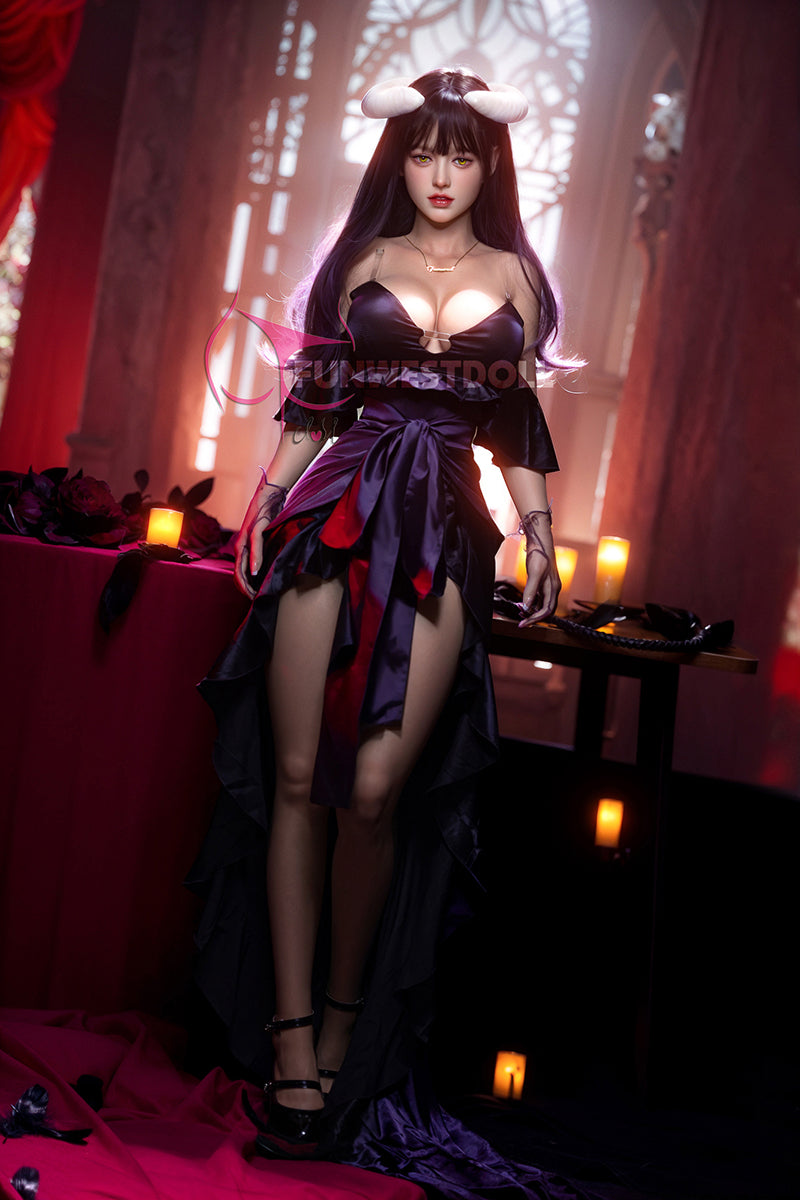 雫 - シリコンヘッド FunWest Doll