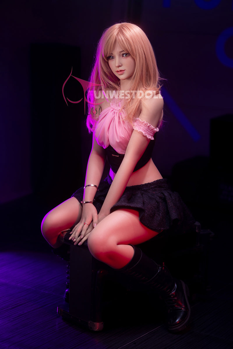 花音-シリコンヘッド FunWest Doll